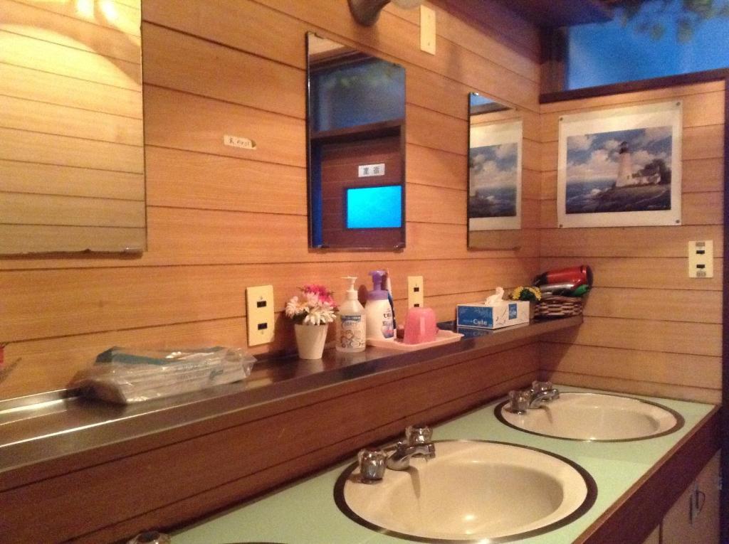 Minshuku Aoki Hotel คารุอิซาว่า ภายนอก รูปภาพ
